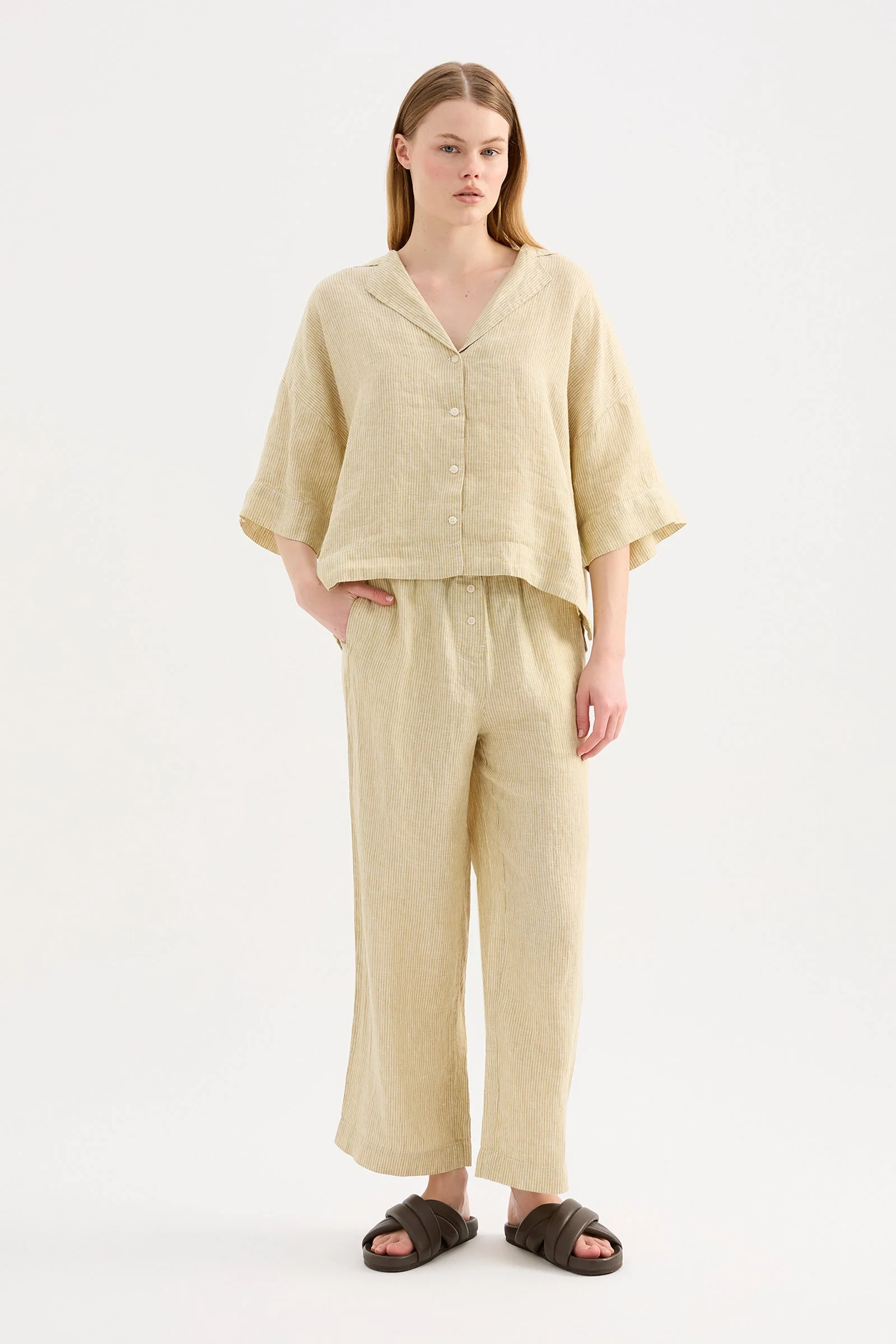 LOUNGE STRIPE LINEN CROP PANT