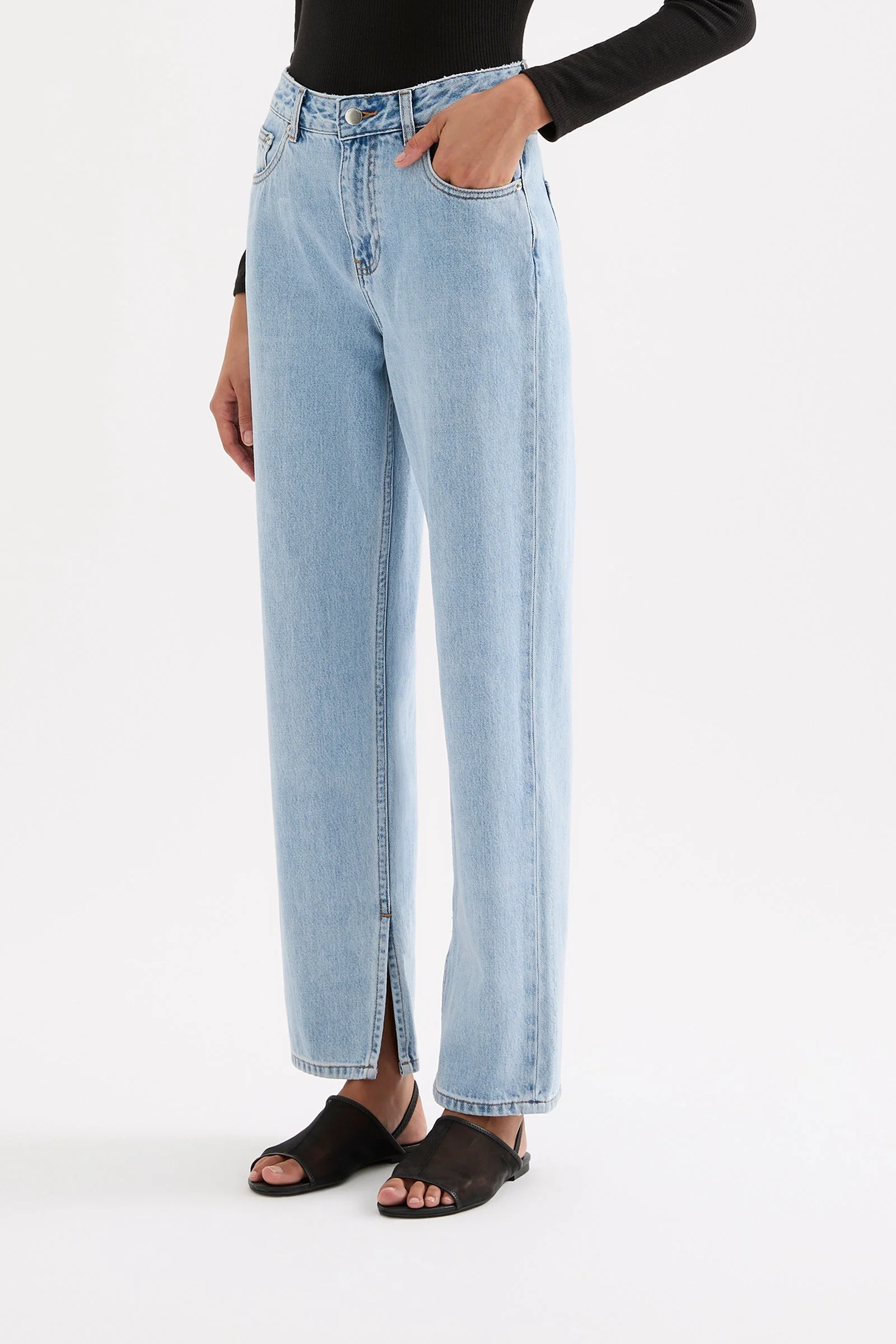 ORGANIC SPLIT HEM JEAN - Image 3