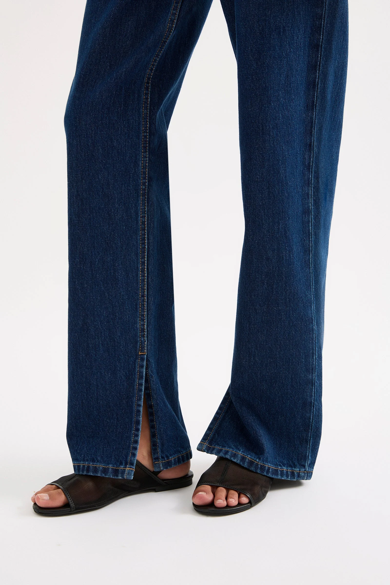 ORGANIC SPLIT HEM JEAN - Image 6